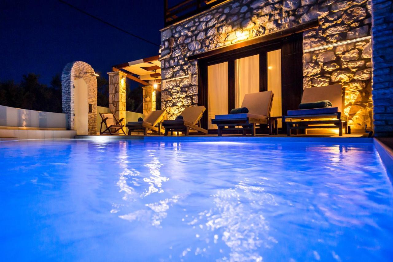 Villa Diamante Amoudi Exterior foto