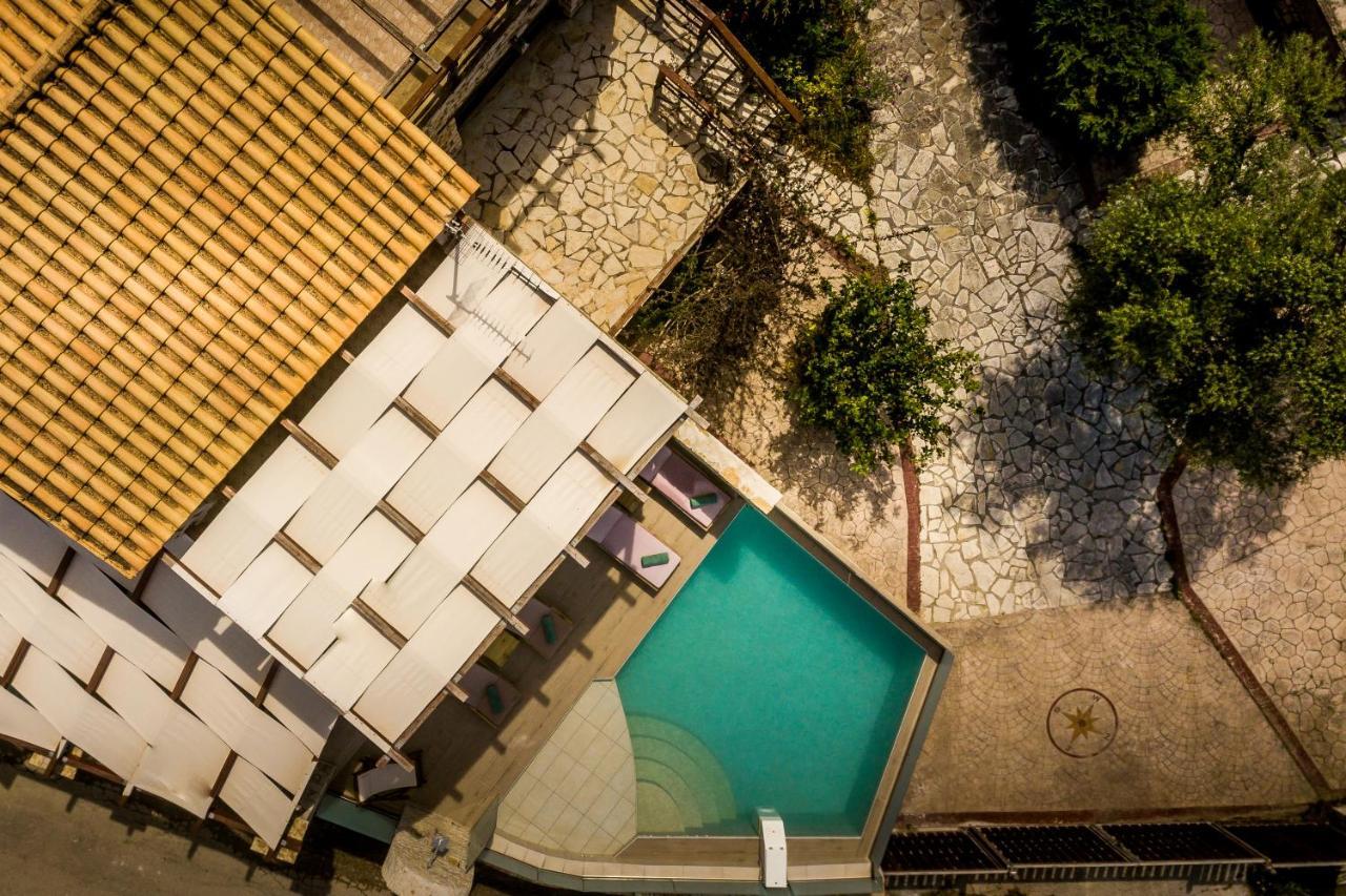 Villa Diamante Amoudi Exterior foto