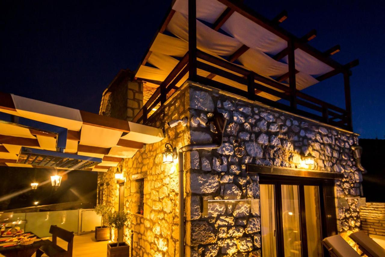 Villa Diamante Amoudi Exterior foto