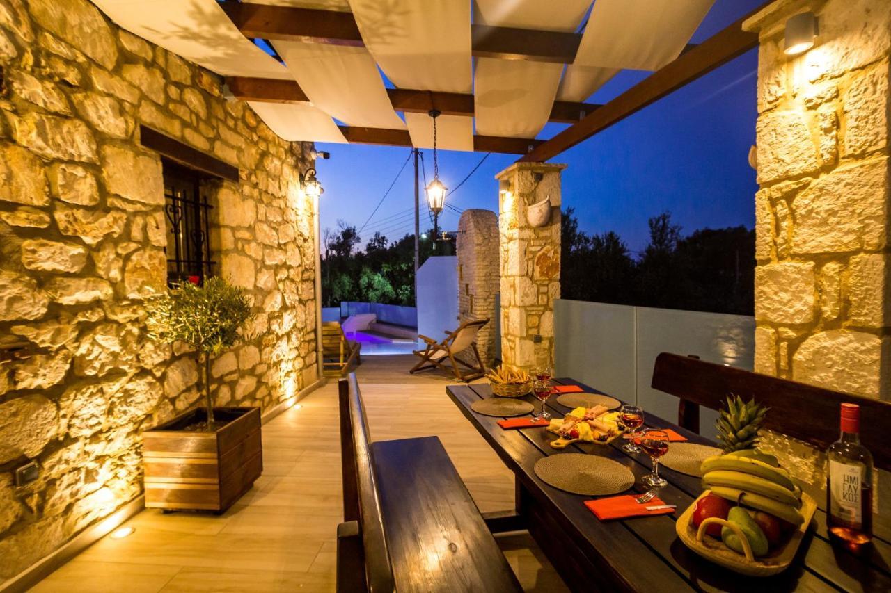 Villa Diamante Amoudi Exterior foto